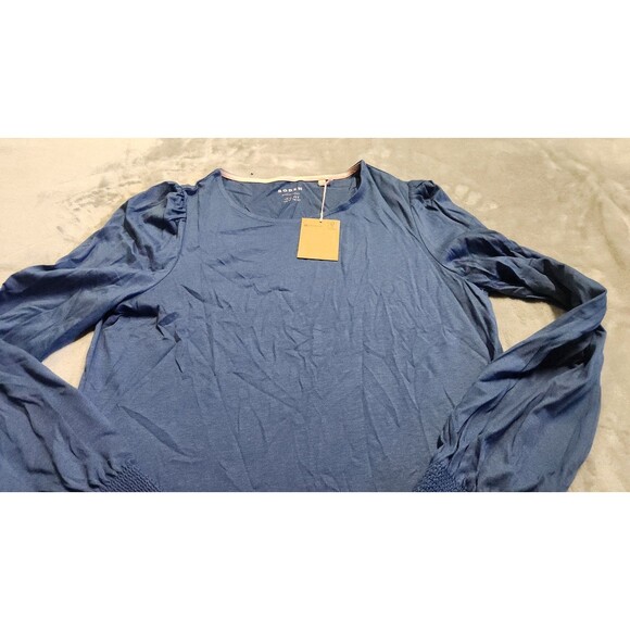 Boden Women's Size 8 Denim Blue Smocked Cuff Supersoft Top NWT - Picture 2 of 8